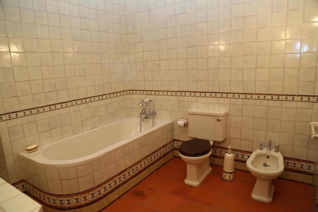 Quinta Dos Castanheiros Bed And Breakfast Ponte de Lima Room photo