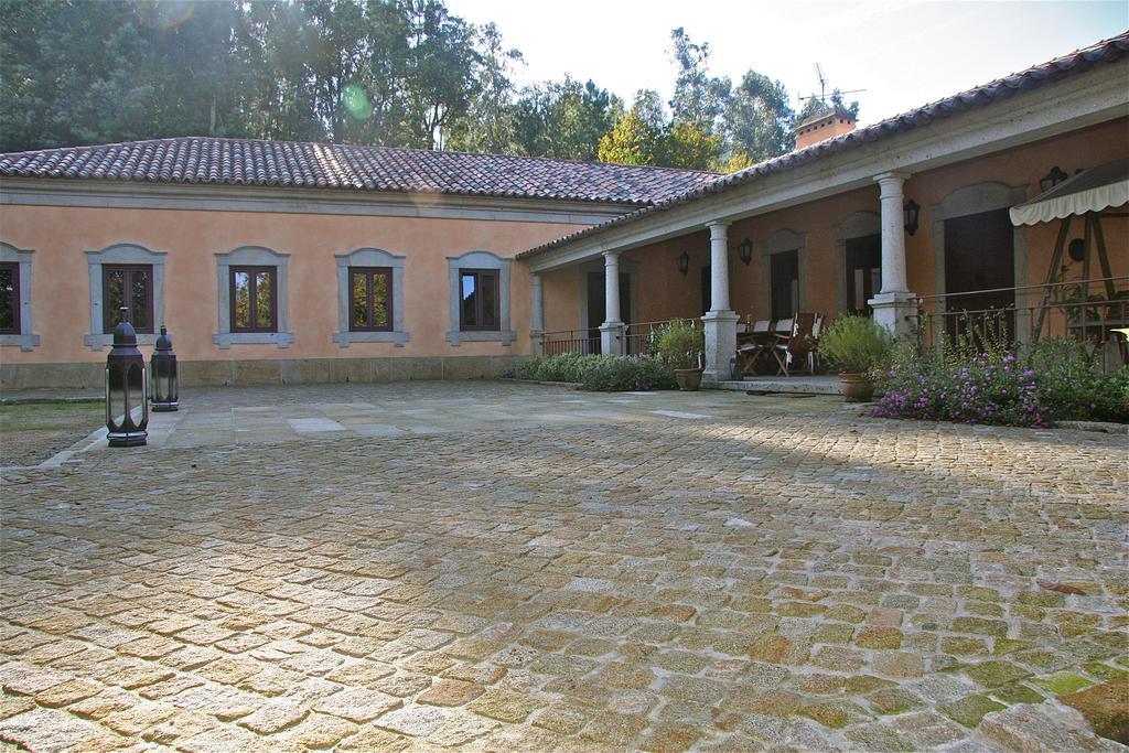 Quinta Dos Castanheiros Bed And Breakfast Ponte de Lima Exterior photo