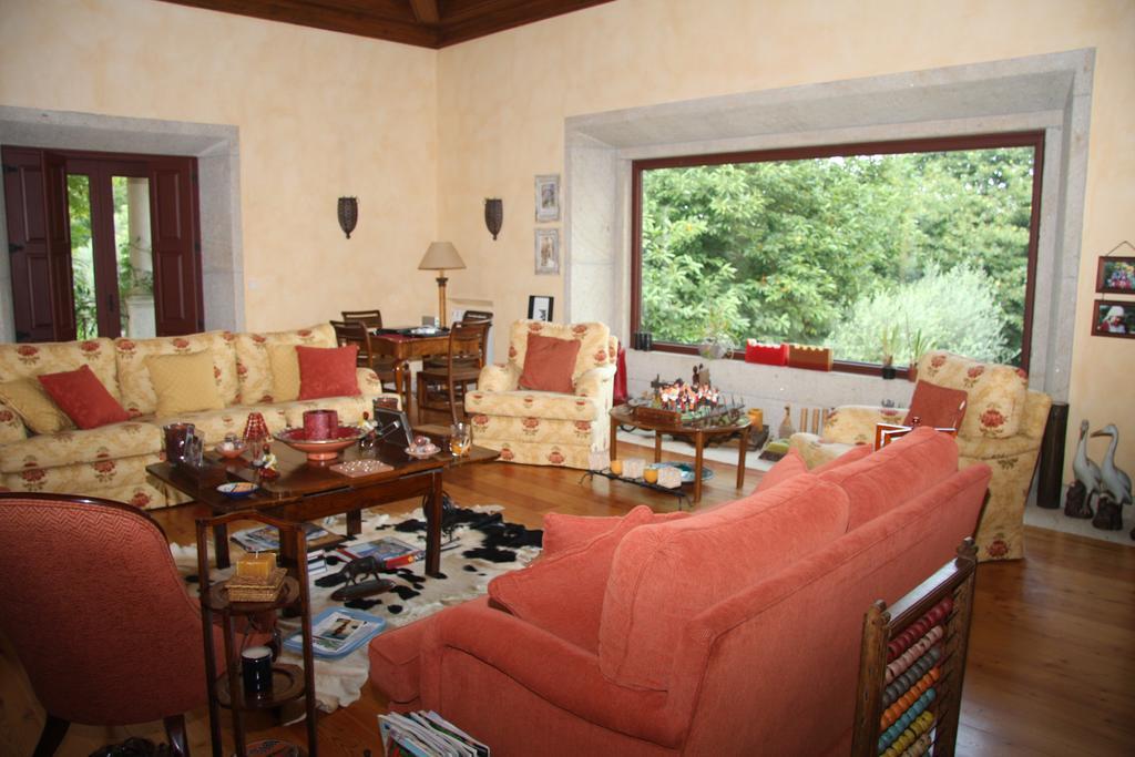Quinta Dos Castanheiros Bed And Breakfast Ponte de Lima Exterior photo